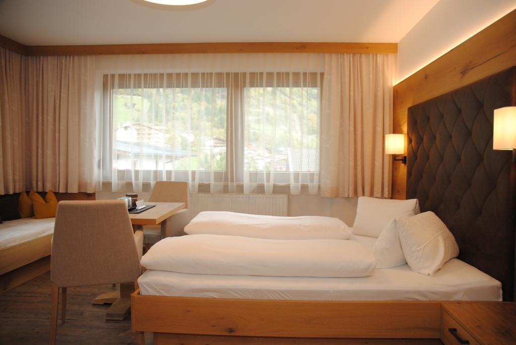 Gaestehaus Pirker Bed & Breakfast Finkenberg